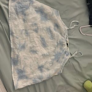 Tie dye light blue flowy tank top